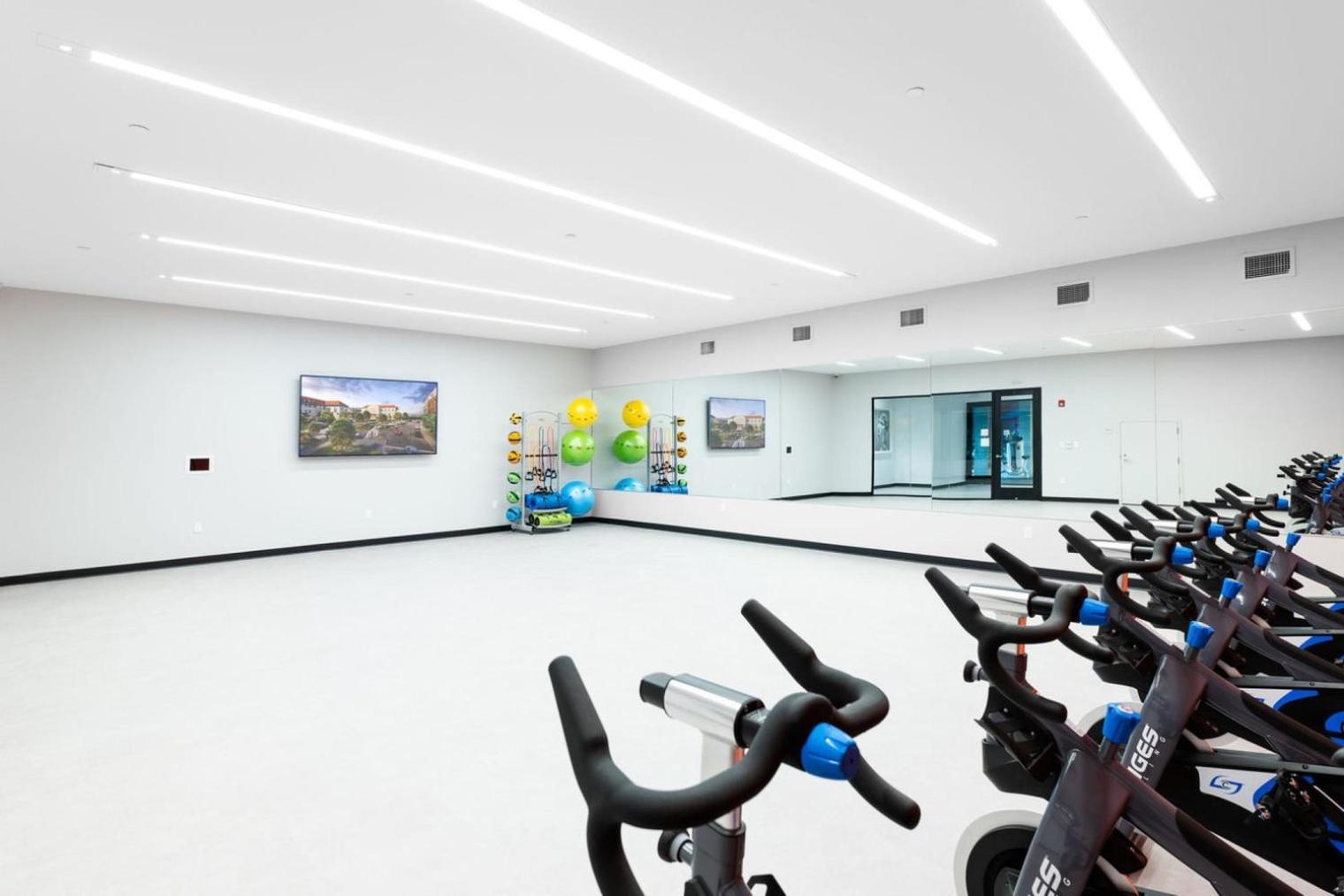 Brighton 1br W Wd Gym Nr T Shops Dining Bos-433 Appartamento